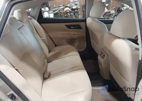 2015 Nissan Altima 2.5 Sv z USA, uszkodzony, nr VIN 1N4AL3AP3FC170911